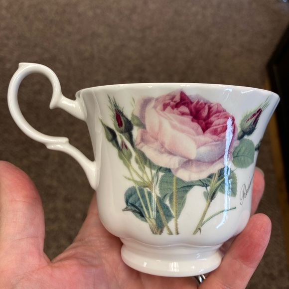 Roy Kirkham Redoute’ Roses 3 sets of Tea cup fine bone china England, 1996 - Picture 7 of 10